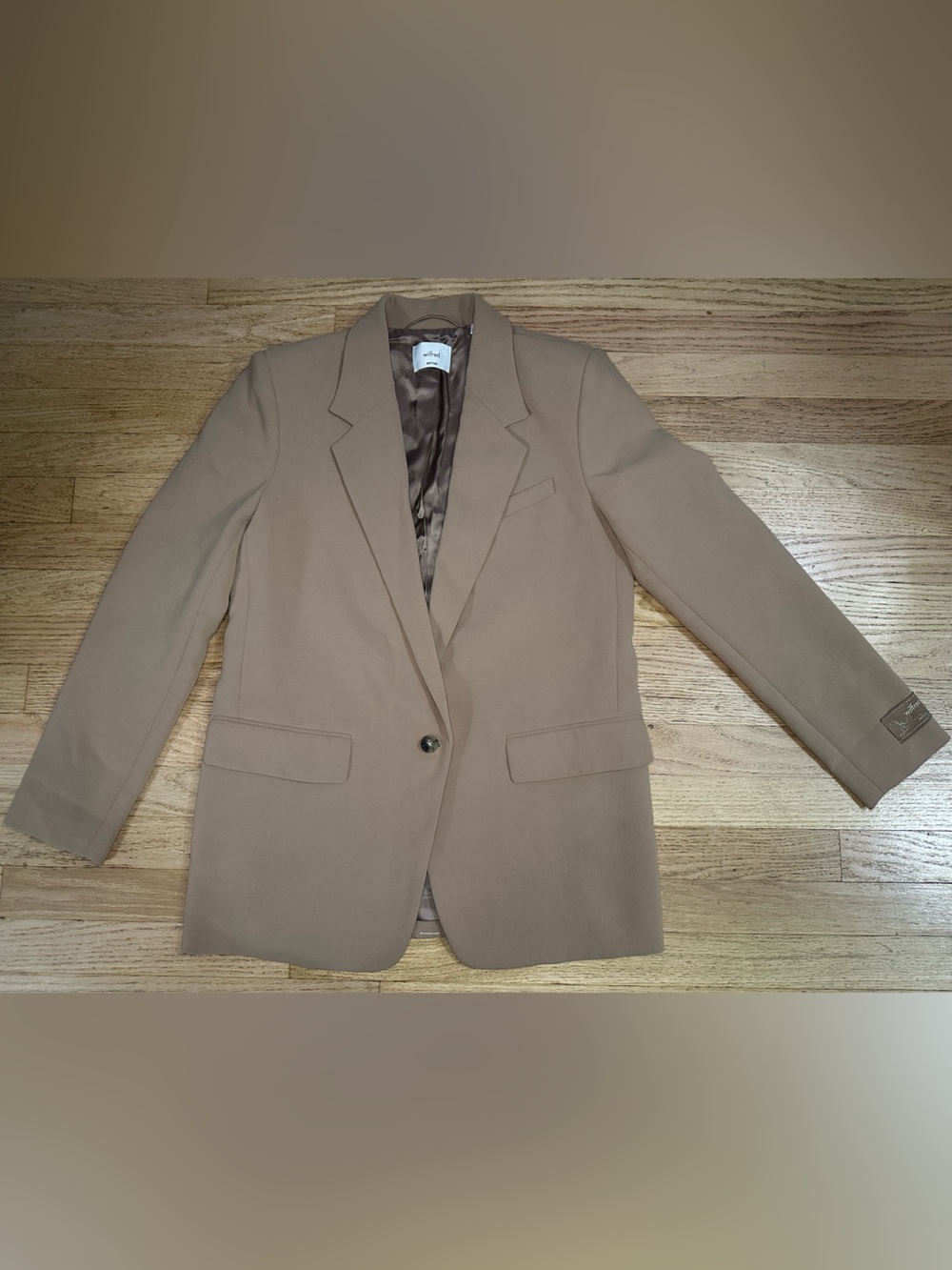 Wilfred Aritzia Size: 4 Women’s Tailored Single-Button Blazer in Taupe